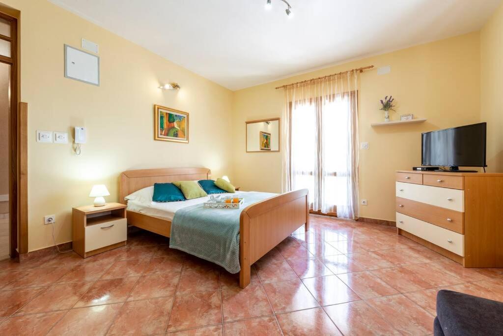 Vila Vergatum-Privacy,Gym,Billiards,Table Tennis Donji Brgat Экстерьер фото