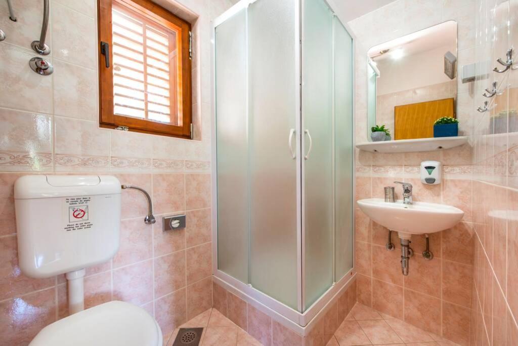 Vila Vergatum-Privacy,Gym,Billiards,Table Tennis Donji Brgat Экстерьер фото